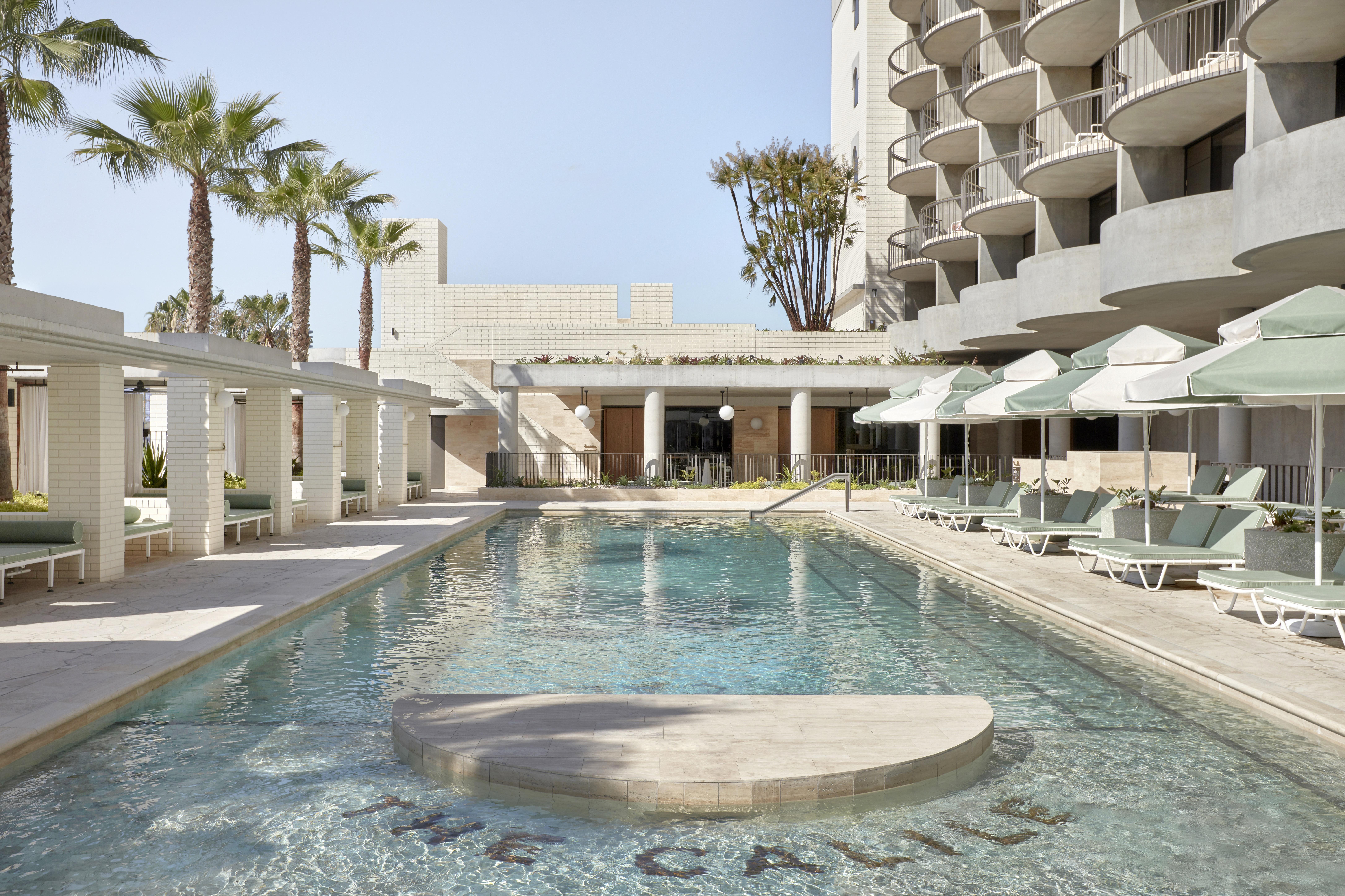 The Calile Hotel Μπρίσμπεϊν Εξωτερικό φωτογραφία The pool at the Westin Resort & Spa, Playa Mujeres